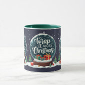 Wrap It Up It’s Christmas Snow Globe Design Tasse (Zentrum)