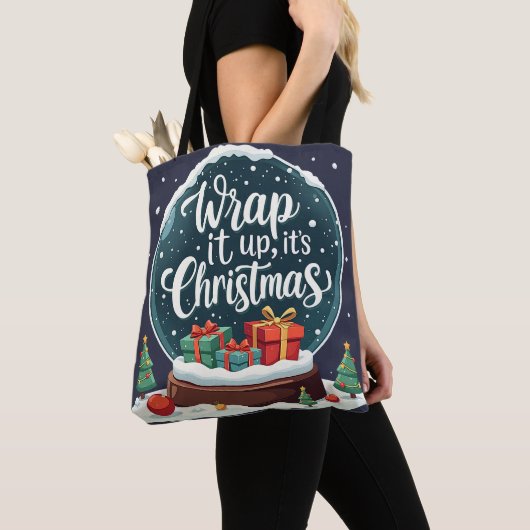 Wrap It Up It's Christmas Snow Globe Design Tasche (Von Nahem)