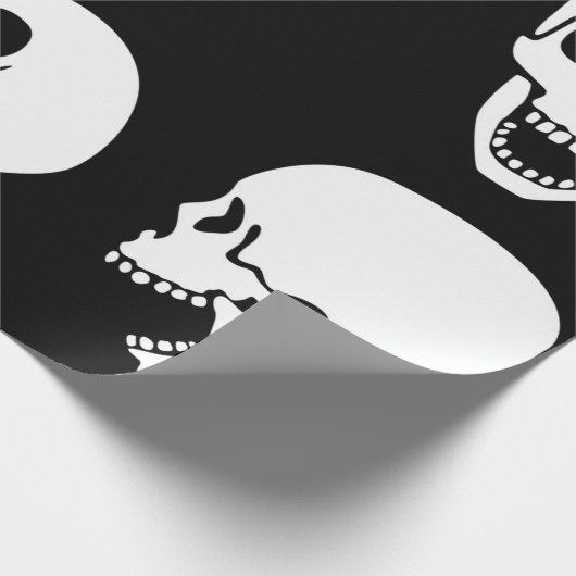 Wrapping Paper LAGHING SKULL BLACK AND WHITE Geschenkpapier (Ecke)