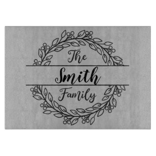 Wreath Monogramm mit Familienname Schneidebrett
