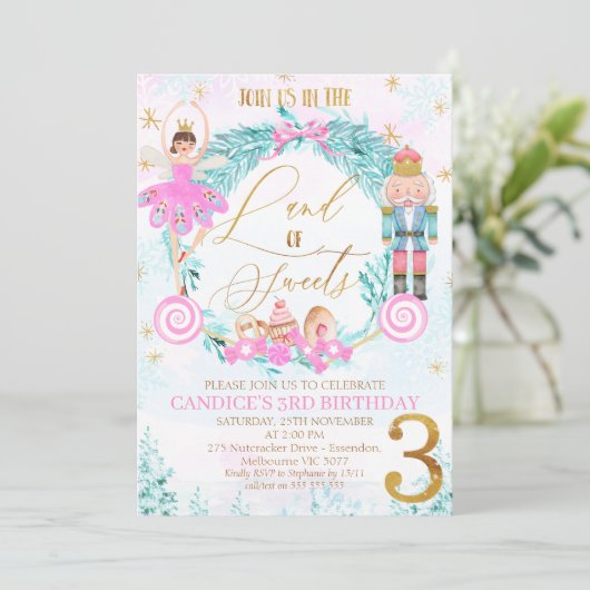 Wreath Nutcracker Land der Süßigkeiten 3. Geburtst Einladung (Stehend Vorderseite)