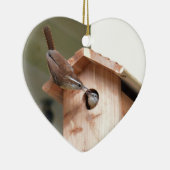 Wren Eltern geben Babynahrung ab. Keramik Ornament (Rechts)