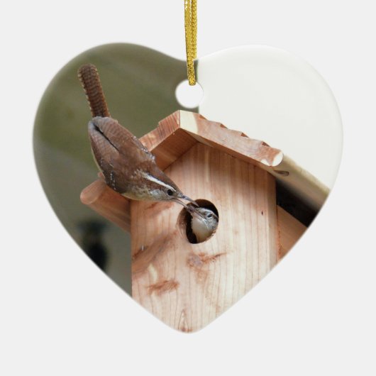 Wren Eltern geben Babynahrung ab. Keramik Ornament (Vorne)