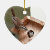 Wren Eltern geben Babynahrung ab. Keramik Ornament (Hinten)