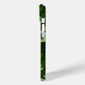 Wren und Hellebos auf dunkelgrün Case-Mate iPhone Hülle (Rückseite / Links)