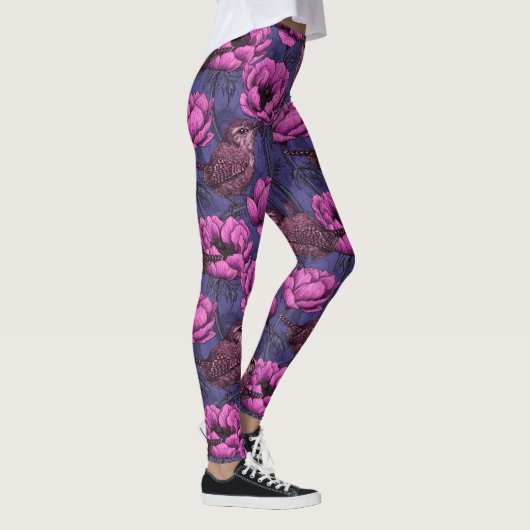 Wrens im Anemonengarten Leggings (Rechts)