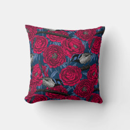 Wrens in den Volkswirtschaften Kissen