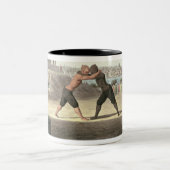 Wrestling-Match, Konstantinopel (w/c auf Papier) Zweifarbige Tasse (Mittel)