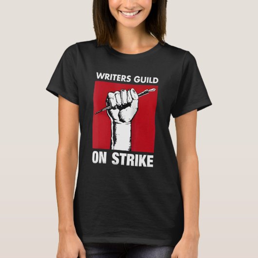 Writers Guild Of America On Strike Anti AI Chatbot T-Shirt (Vorderseite)
