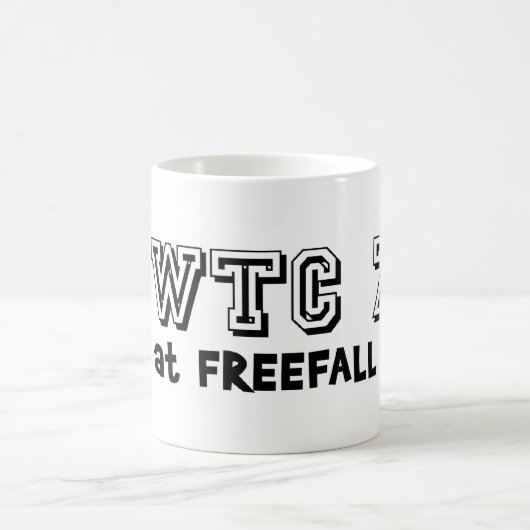 WTC 7 fiel bei freier Sturzgeschwindigkeit Kaffeetasse (Mittel)