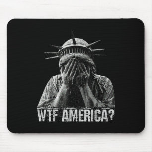 Wtf America zaubert eine Freiheitsstatue als schän Mousepad