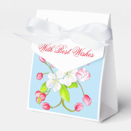 Wunderbarer Frühling auf einem Gefallen Box (C) Geschenkschachtel