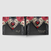 Wunderbares großzügiges gotisches Herz. Gästebuch (Voll)