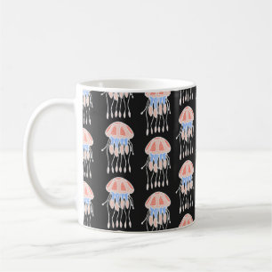 Wunderbares vintage nahtloses Muster von Quallen.  Kaffeetasse