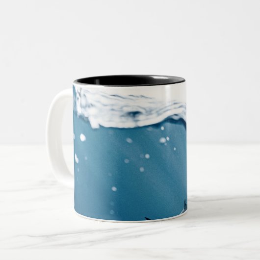 Wunderhai Zweifarbige Tasse (Vorderseite Links)