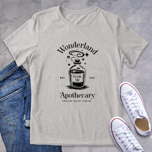 Wunderland Apothekary Logo Bookish Grafik Tri-Blend Shirt