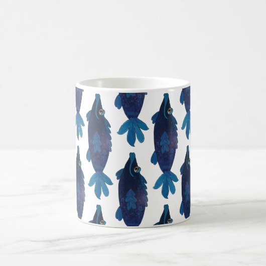 Wunderliche und entzückende Fisch-Grafik in den Kaffeetasse (Mittel)