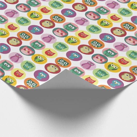 Wunderliches buntes Eulen-Muster Geschenkpapier (Ecke)