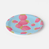 Wunderliches Erdbeermuster auf Blau Pappteller (Schrägansicht)