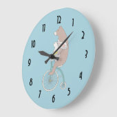 Wunderliches Häschen und Bär, die ein Fahrrad Große Wanduhr (Winkel)
