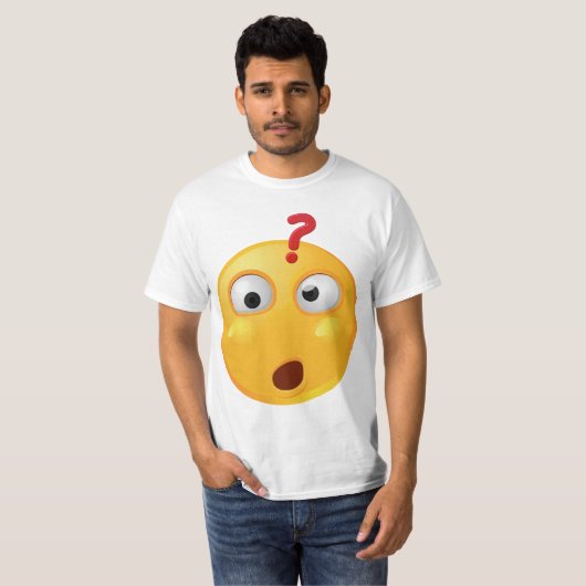 Wunderndes emoji auf weißem T-Shirt (Vorne ganz)