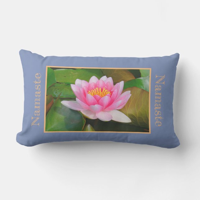 Wunderschön geformte/vollständig offene, rosa Wass Kissen Für Draußen (Vorderseite)