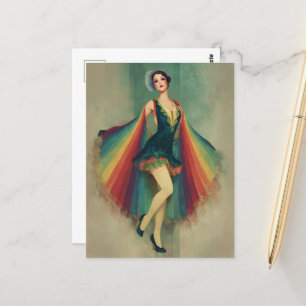 Wunderschöne Flapper-Frau in einem Regenbogenumhan Postkarte