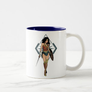 Wunderschöne Frau mit Schwert Comic Art Zweifarbige Tasse