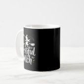 Wunderschöne Hexenmond-Silhouette Halloween Kaffeetasse (Vorderseite Links)