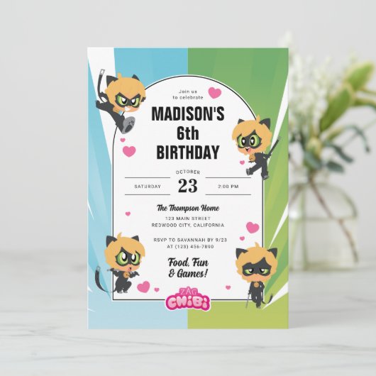 Wunderschöne Katze Noir Chibi Geburtstag Einladung (Stehend Vorderseite)