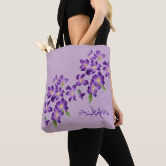 Wunderschöne violette Blumen mit Monogramm Tasche