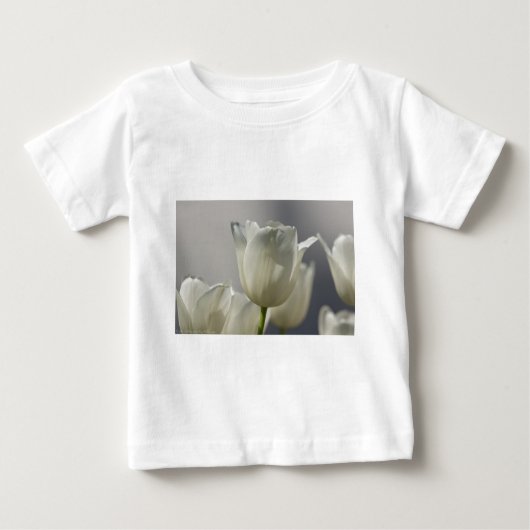 Wunderschöne weiße Frühlingshuppen Baby T-shirt (Vorderseite)