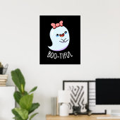 Wunderschöner lustiger Mädchen-Halloween-Geist-Wor Poster (Heimbüro)