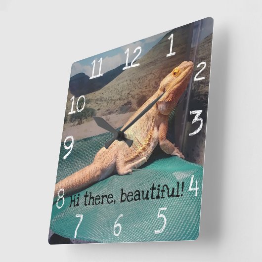 Wunderschönes Bartgrabenbild Quadratische Wanduhr (Winkel)