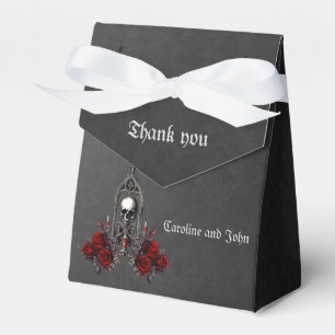 Wunderschönes dunkelgotisches Hochzeitsdesign. Geschenkschachtel