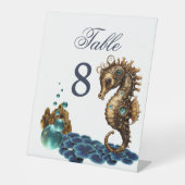 Wunderschönes kleines Steampunk-Seepferd. Sockelschild (Vorderseite)