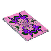 Wunderschönes lila Babymotiv in Rosa Notizblock (Rechte Seite)