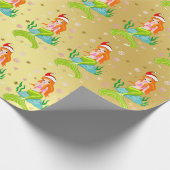 Wunderschönes Weihnachtsschneeflockenmuster Gold Geschenkpapier (Ecke)