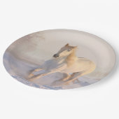 Wunderschönes weißes Pferd im Schnee Pappteller (Schrägansicht)