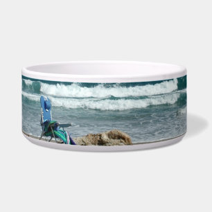 Wünschend war ich auf dem Strand mit meinem Hund Napf