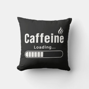 Wurfkissen (40,6 cm x 40,6 cm) – „Koffein wird gel Kissen