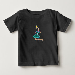 Wurm in einem grünen Kleid und einer Krone Baby T-shirt