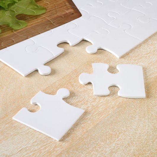 Wurst auf dem Brett. Puzzle (Seite)