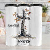 Wurzeln in seinem Baumkreuz Thermosbecher