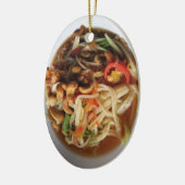 Würziger Papaya-Salat Ayutthaya [Som Tam] mit Keramik Ornament (Links)