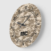 Wüste Beige Digital Camouflage Personalisiert auf Große Wanduhr (Winkel)