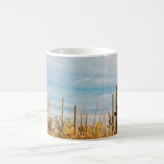 Wüste mit Saguaro cacti Kaffeetasse (Mittel)