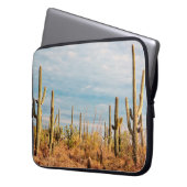 Wüste mit Saguaro cacti Laptopschutzhülle (Vorderseite Links)