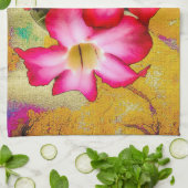 Wüste Rose Blume auf Sandküchen Handtücher (Gefaltet)