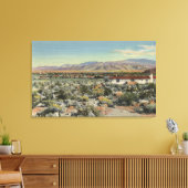 Wüste Zuhause mit Blick auf die Stadt Leinwanddruck (Insitu (Wohnzimmer))